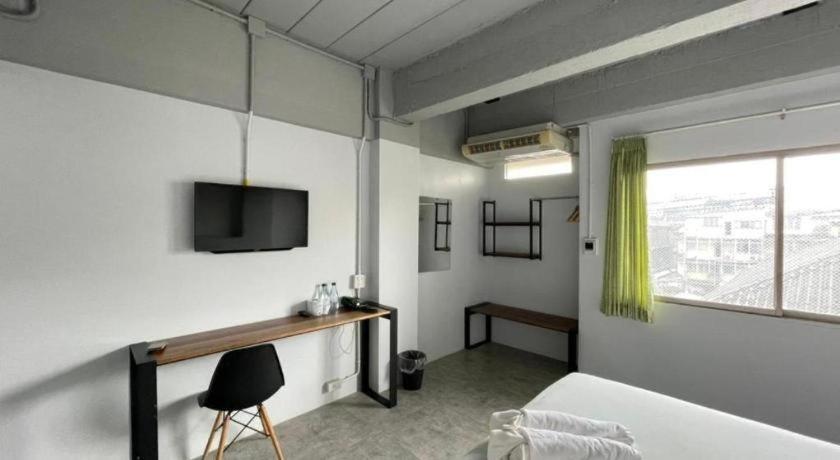Thai Hotel Krabi town Екстериор снимка
