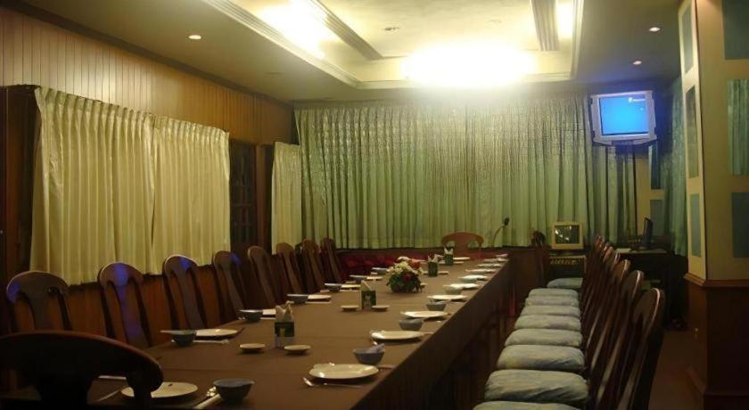 Thai Hotel Krabi town Екстериор снимка